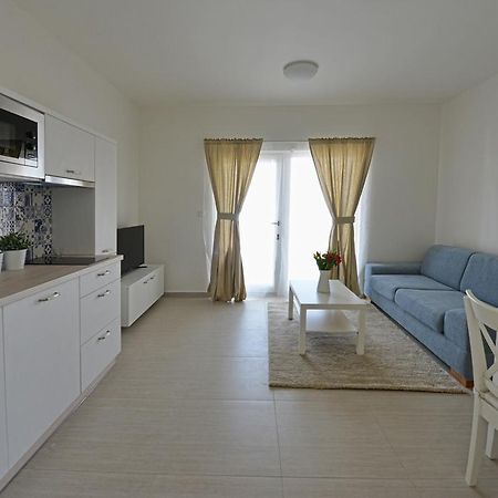 Apartmany Dolní Dunajovice エクステリア 写真